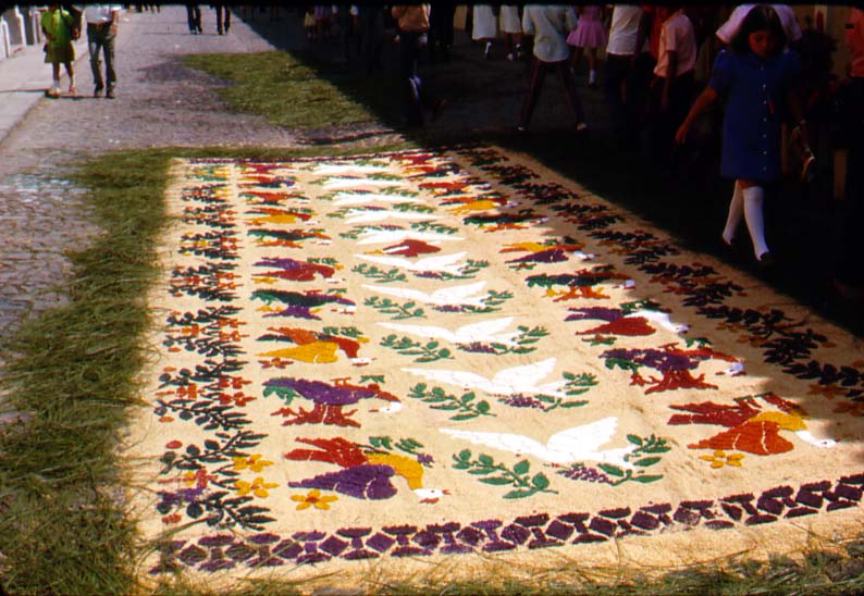 semana santa guatemala alfombras. with alfombras (carpets)